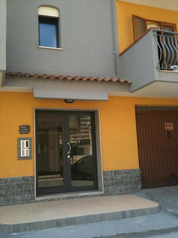 Residence La Fenice Ff Giardini-Naxos Kültér fotó