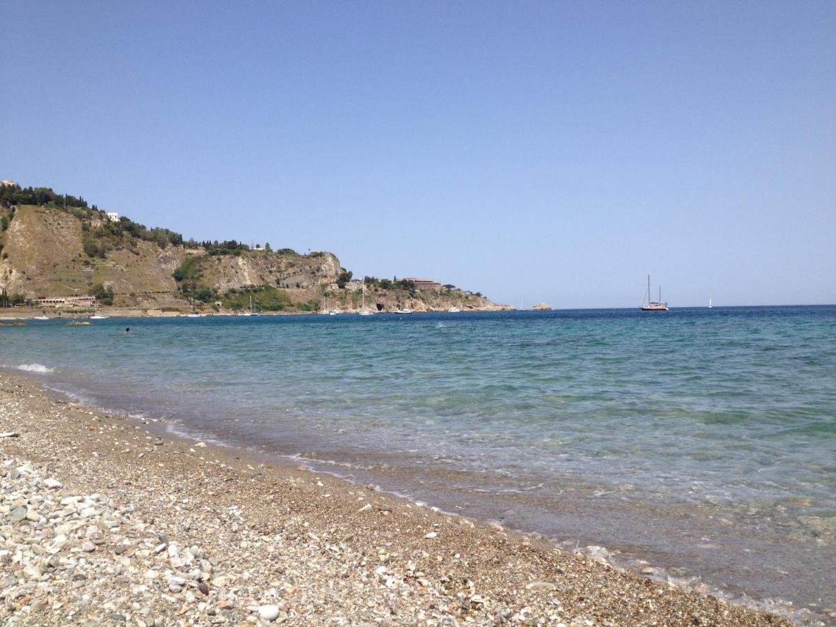 Residence La Fenice Ff Giardini-Naxos Kültér fotó