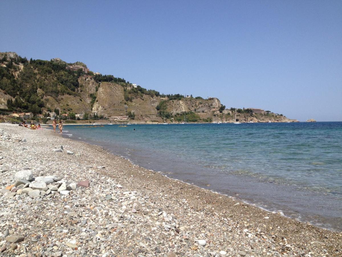 Residence La Fenice Ff Giardini-Naxos Kültér fotó