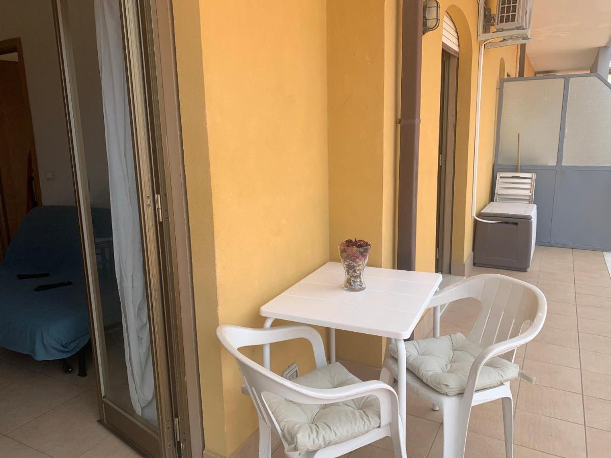 Residence La Fenice Ff Giardini-Naxos Kültér fotó