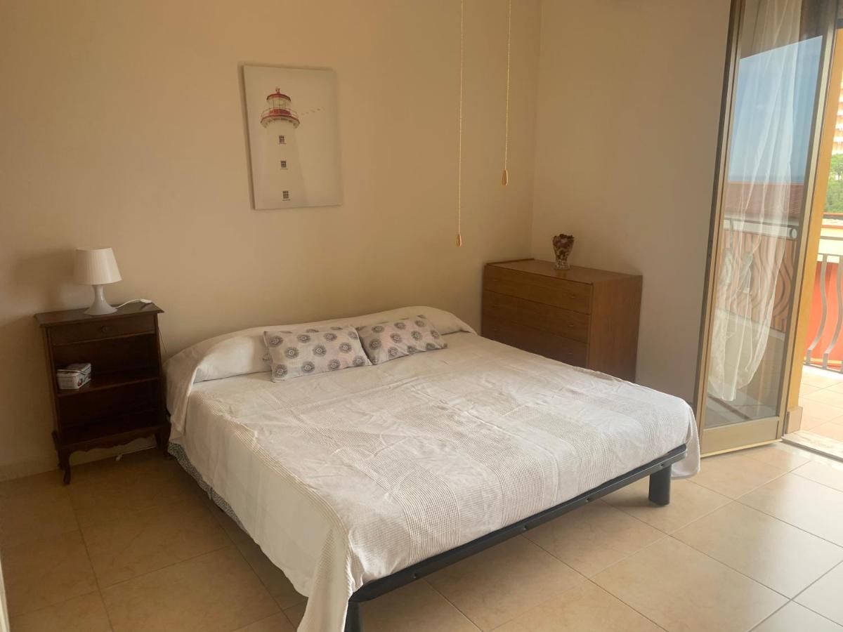 Residence La Fenice Ff Giardini-Naxos Kültér fotó